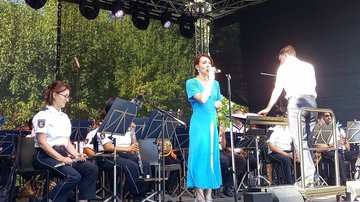 Katrin Lièvre Sängerin Landespolizeiorchester M-V - Benefiz-Konzert Plau am See