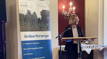 Frau Birgit Hesse, Präsidentin Landtag M-V begrüßt unsere zu ehrenden Gäste